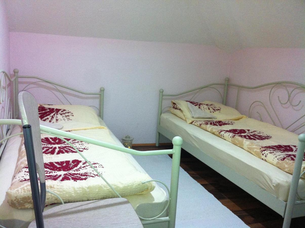 Pansion Zeyno Hotel Sarajevo Ruang foto
