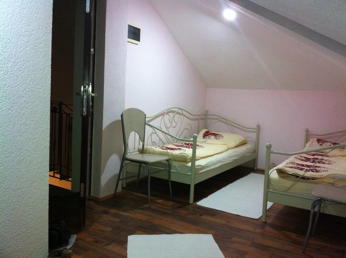 Pansion Zeyno Hotel Sarajevo Ruang foto