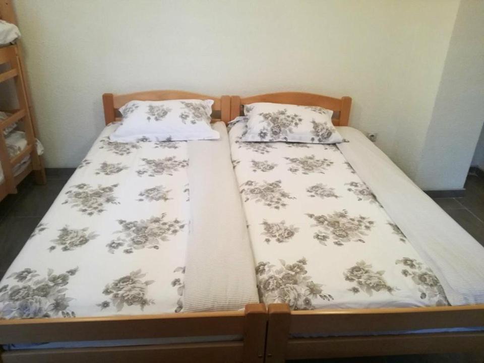 Pansion Zeyno Hotel Sarajevo Bagian luar foto